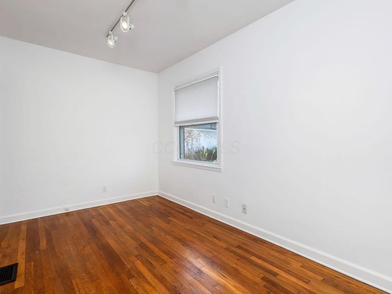 545 N Columbia Avenue, Columbus, OH 43209 Photo 24