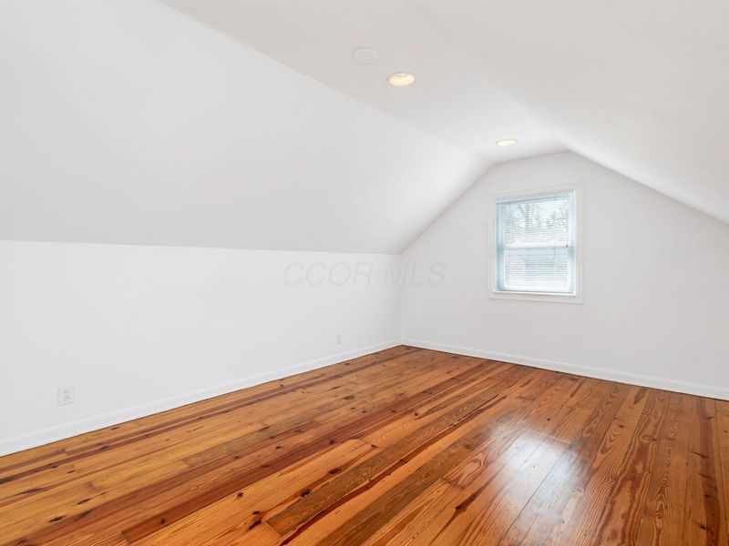 545 N Columbia Avenue, Columbus, OH 43209 Photo 28