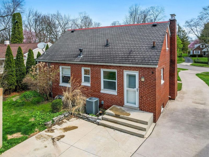 545 N Columbia Avenue, Columbus, OH 43209 Photo 35