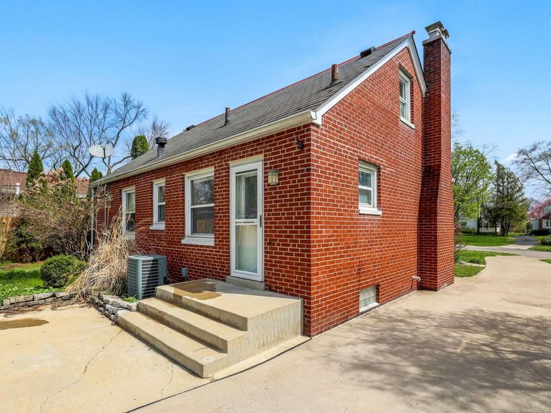 545 N Columbia Avenue, Columbus, OH 43209 Photo 39