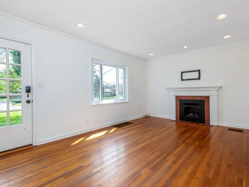 545 N Columbia Avenue, Columbus, OH 43209 Photo 6