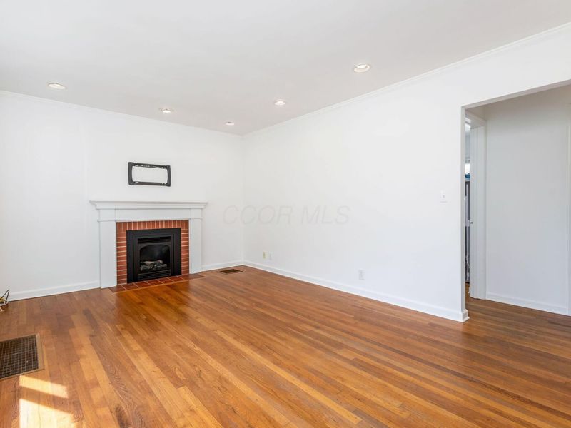 545 N Columbia Avenue, Columbus, OH 43209 Photo 7