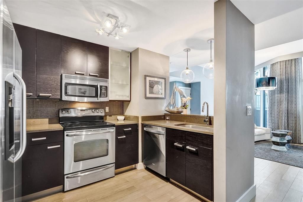 255 Evernia Street, Unit 501, West Palm Beach, FL 33401 Photo