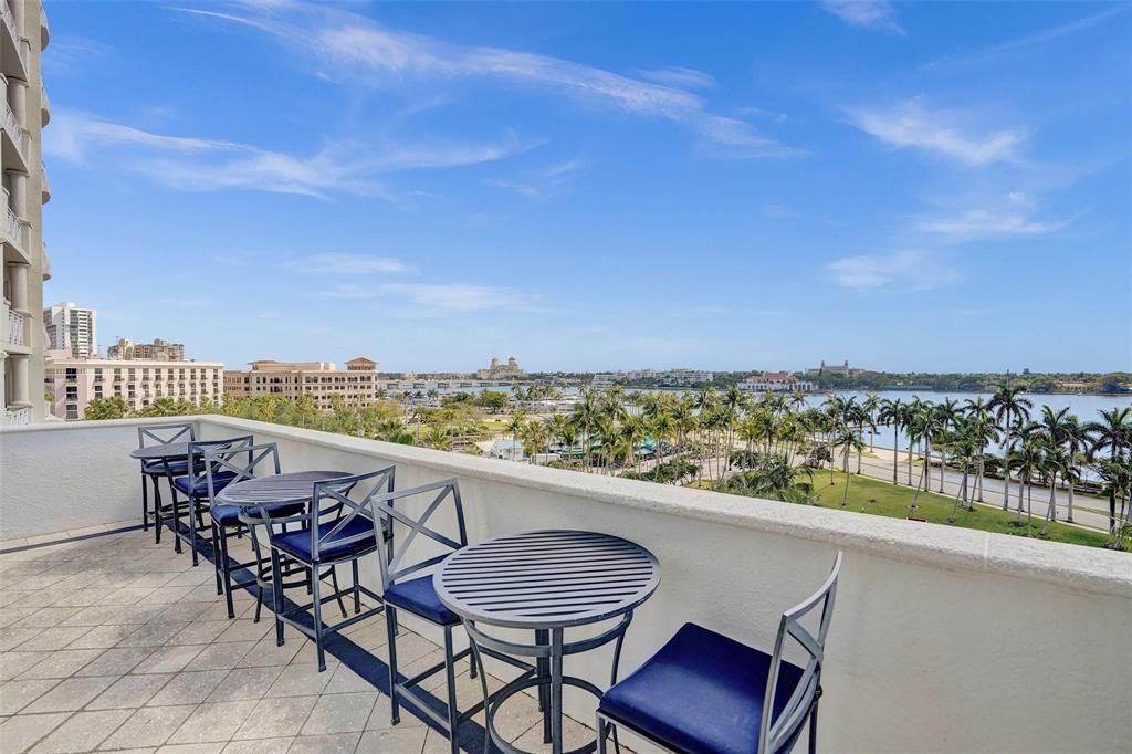 255 Evernia Street, Unit 501, West Palm Beach, FL 33401 Photo