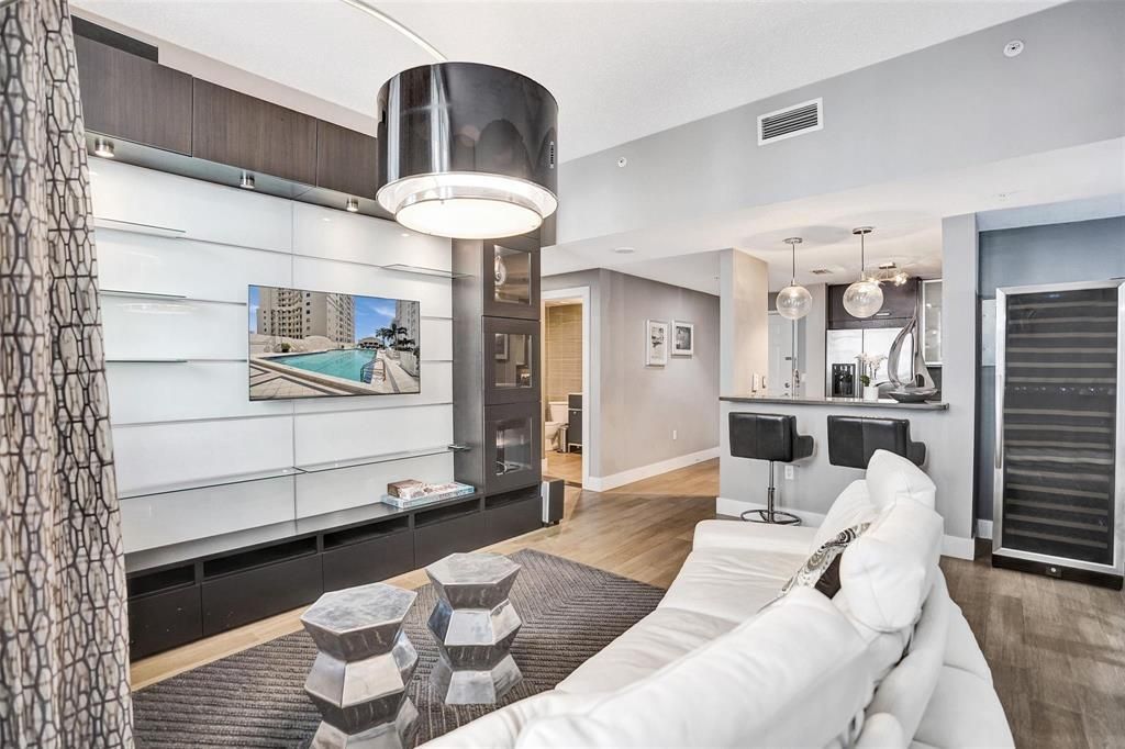 255 Evernia Street, Unit 501, West Palm Beach, FL 33401 Photo