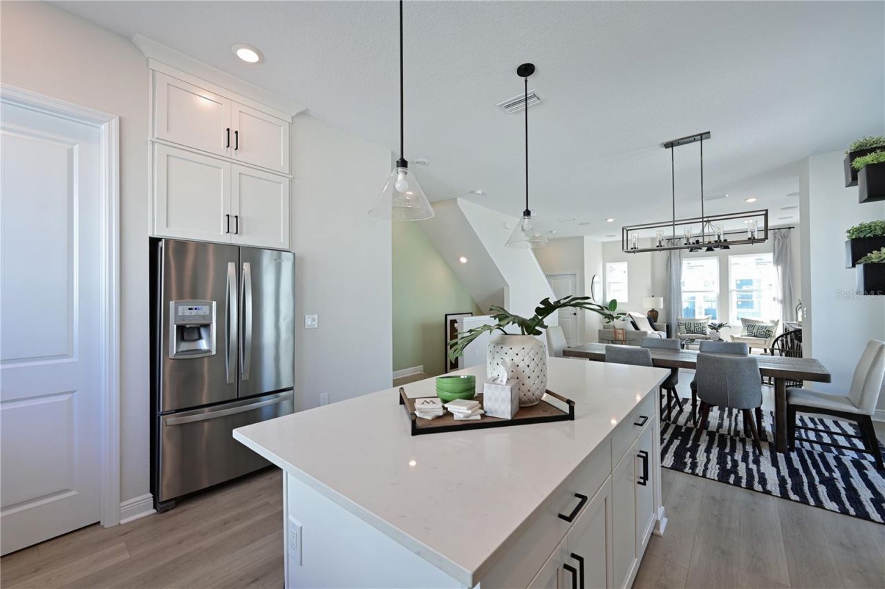 2451 Mangum Court , Sarasota, FL 34237 Photo