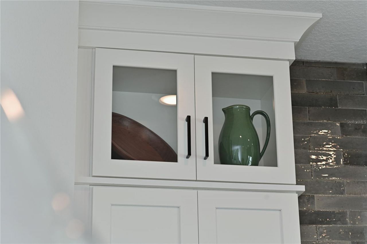 2451 Mangum Court , Sarasota, FL 34237 Photo