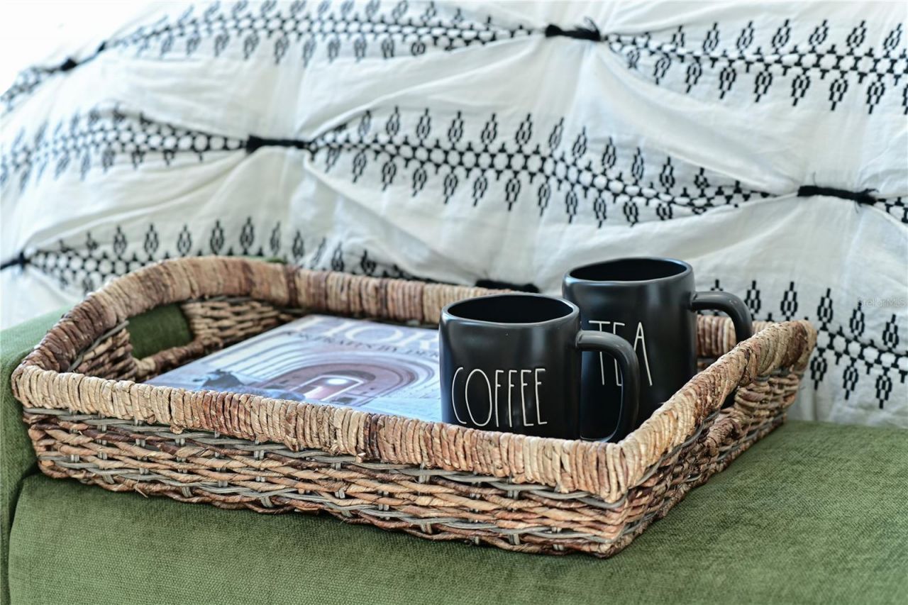 2451 Mangum Court , Sarasota, FL 34237 Photo