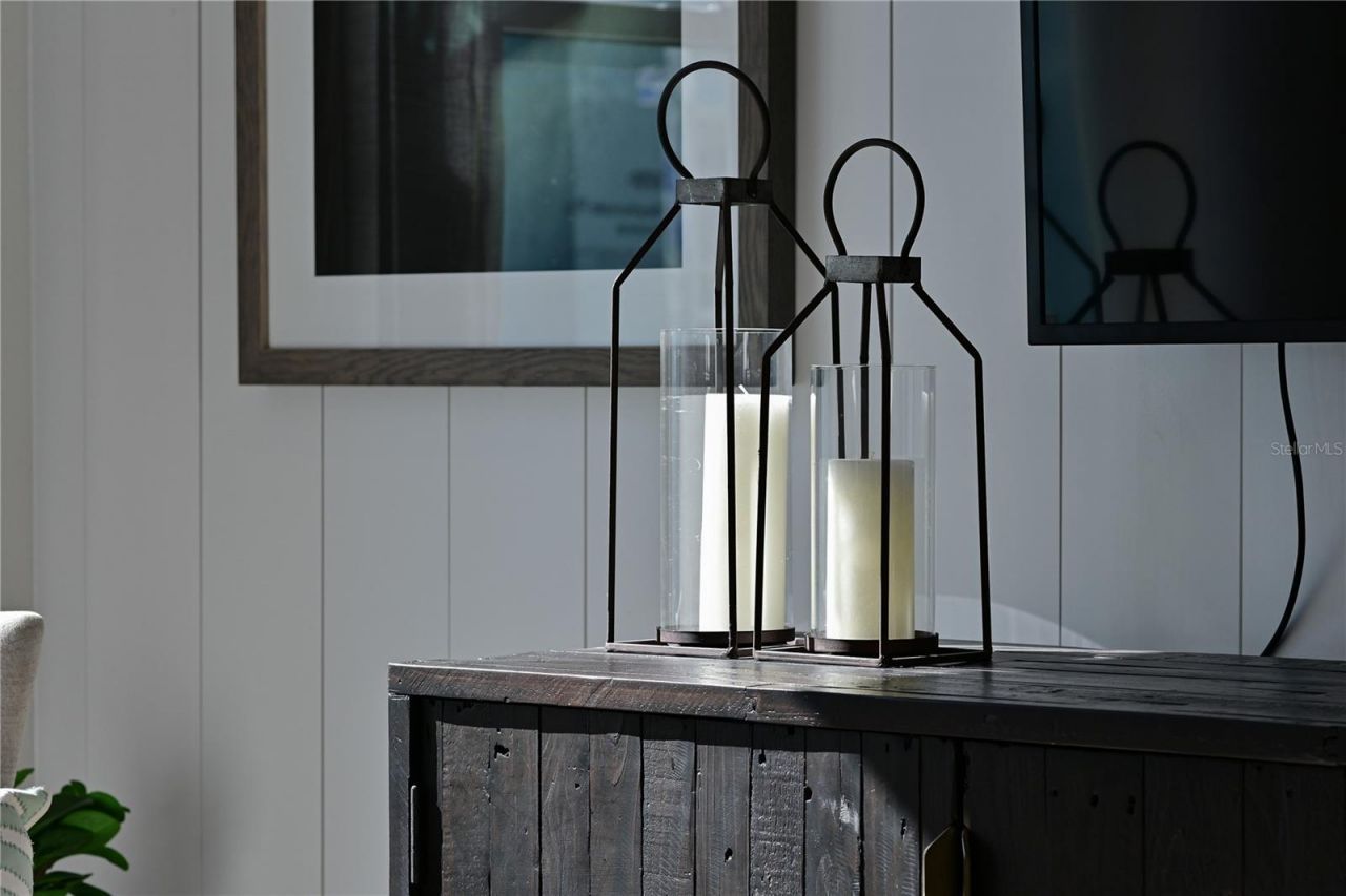 2451 Mangum Court , Sarasota, FL 34237 Photo