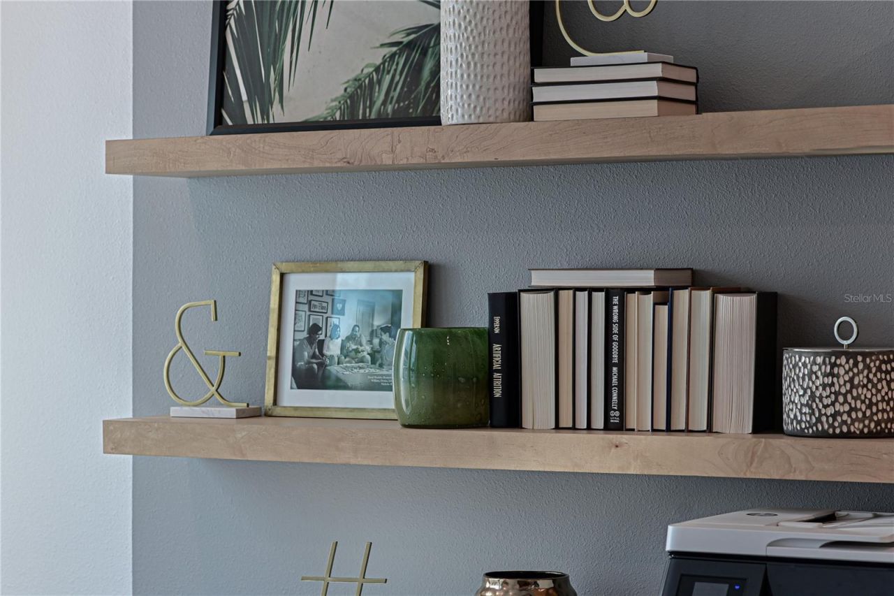 2451 Mangum Court , Sarasota, FL 34237 Photo