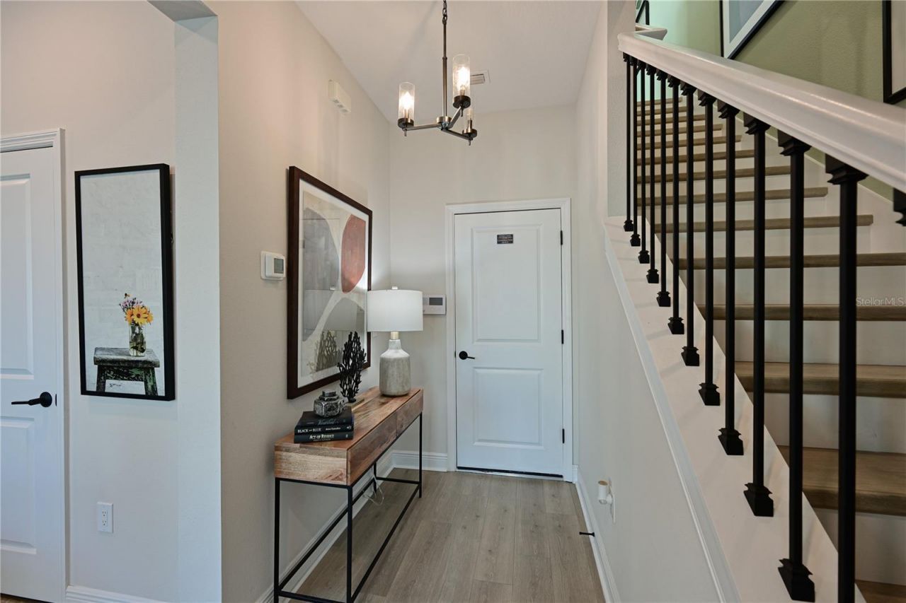 2451 Mangum Court , Sarasota, FL 34237 Photo