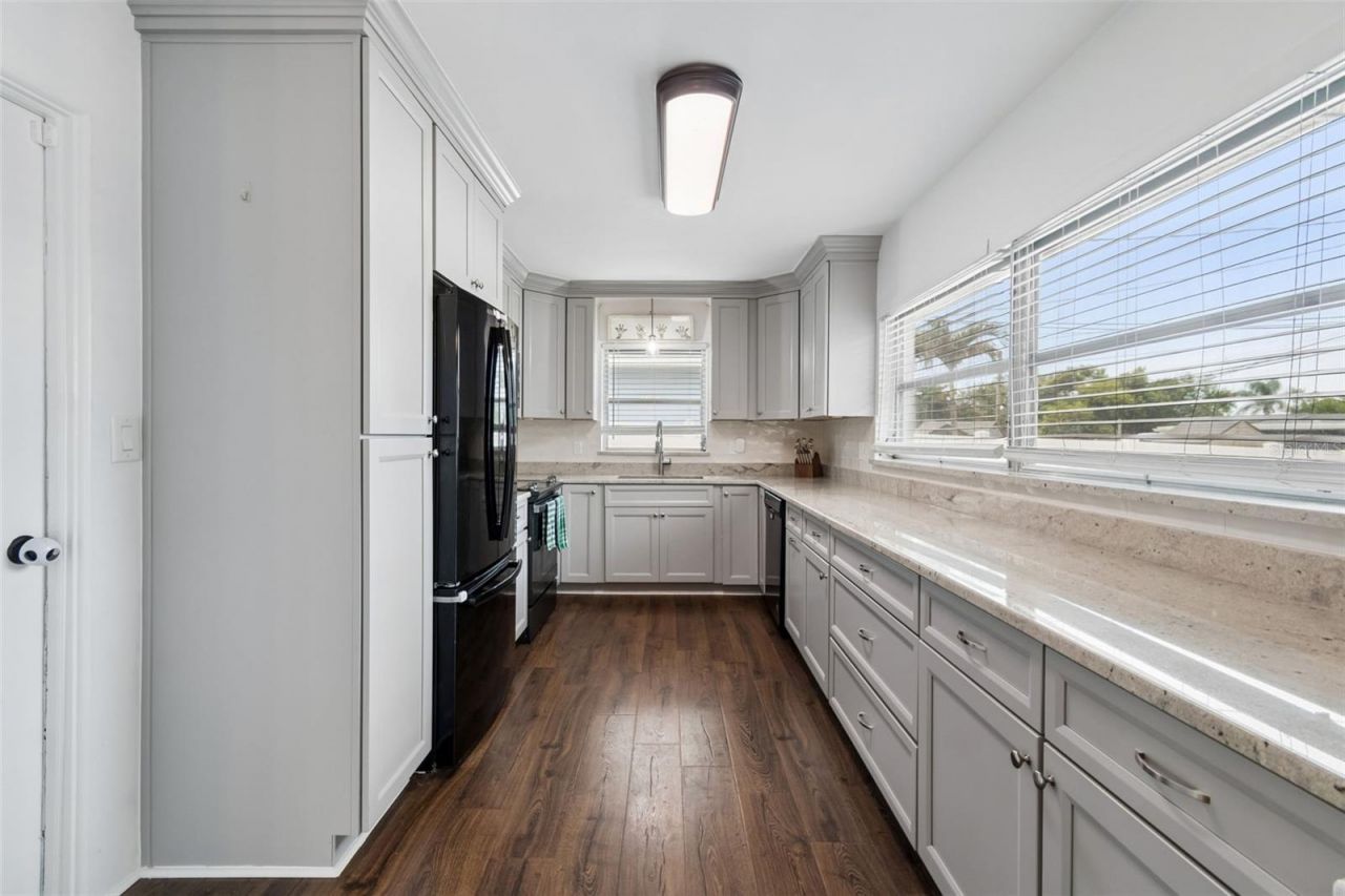 3100 52nd Street N, Saint Petersburg, FL 33710 Photo