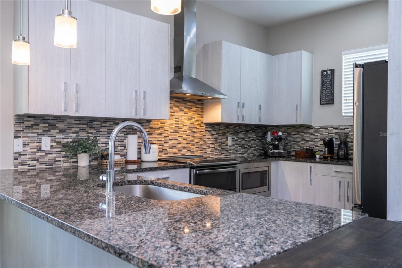 73 W Grant Street , Orlando, FL 32806 Photo