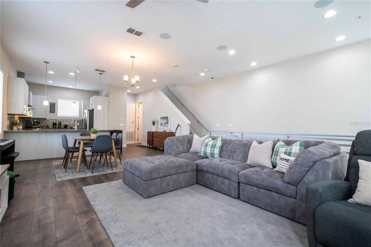 73 W Grant Street , Orlando, FL 32806 Photo