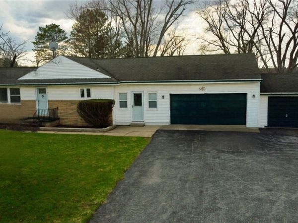 7288 Center Road, West Falls, NY 14170