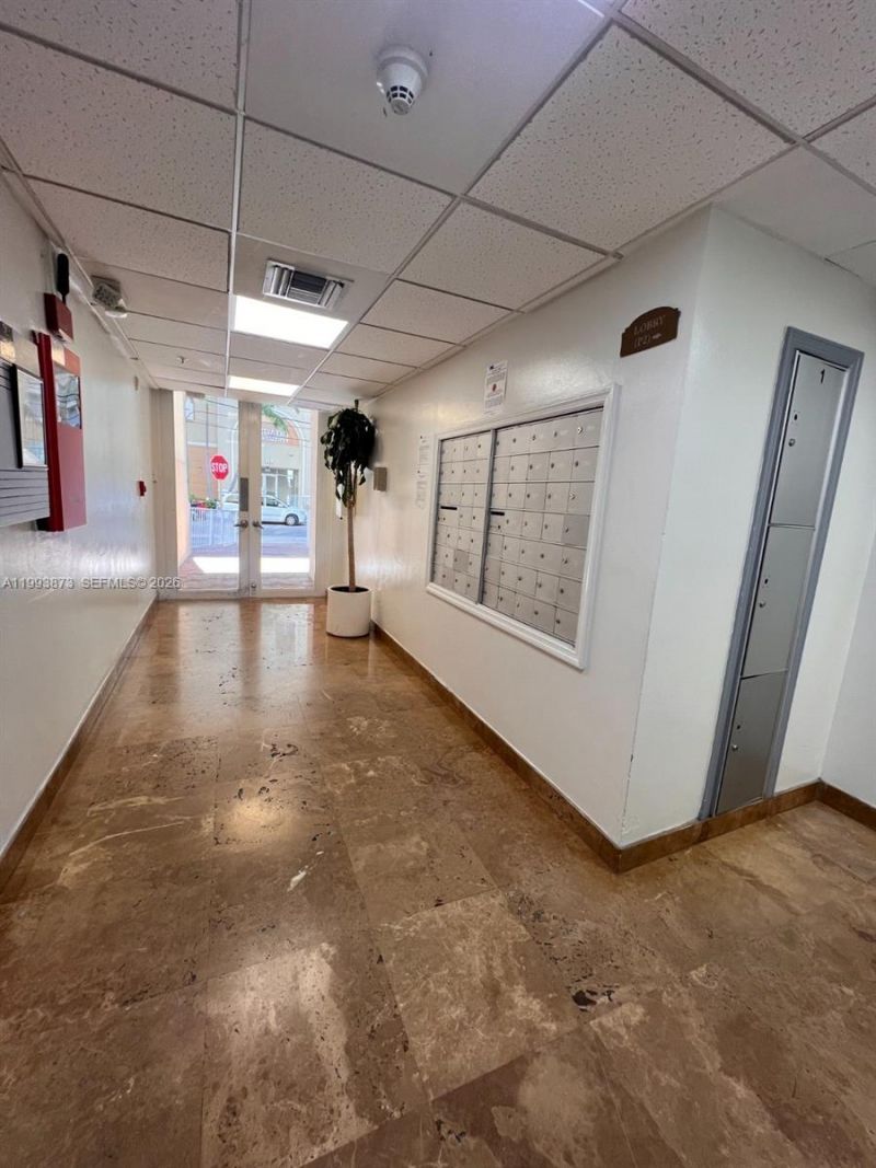 102 SW 6th Ave, Unit 508, Miami, FL 33130 Photo