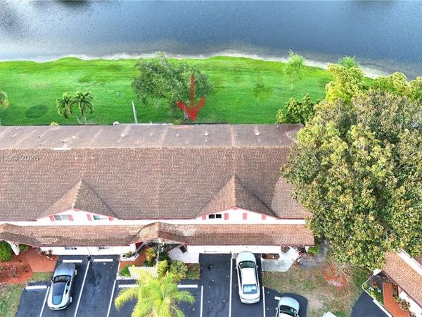 9803 NW 37th St, Sunrise, FL 33351