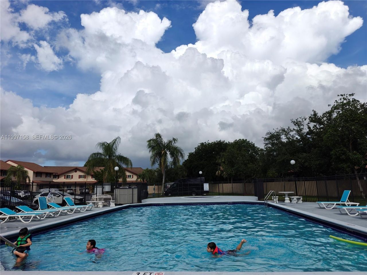 9803 NW 37th St, Sunrise, FL 33351 Photo