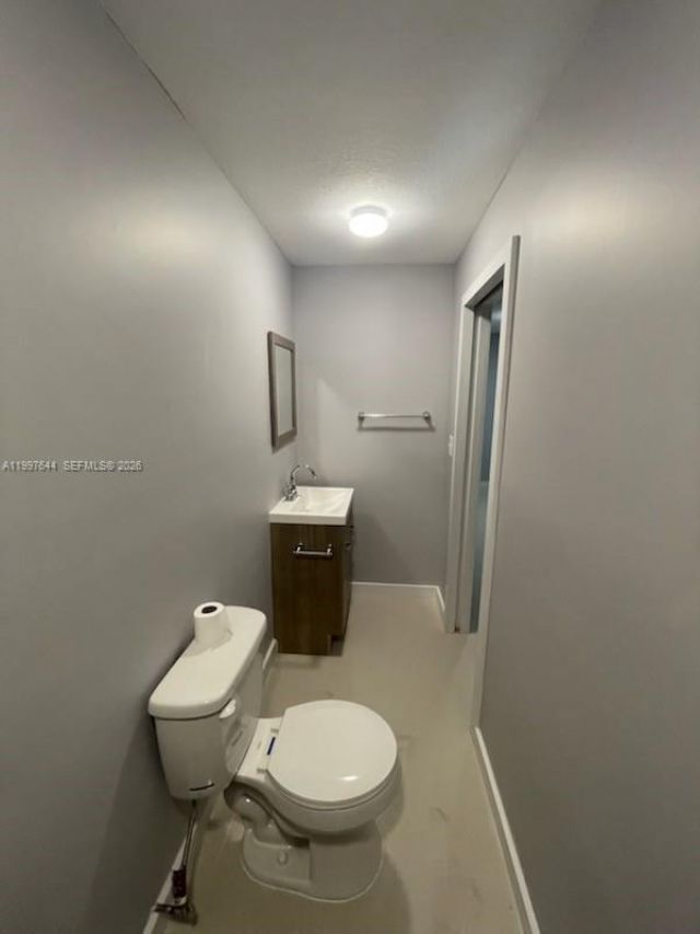 19732 NW 59th Pl , Unit A, Hialeah, FL 33015 Photo