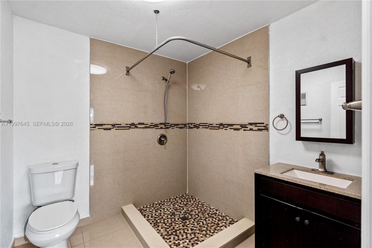 8748 SW 154th Cir Pl, Unit 6N, Miami, FL 33193 Photo