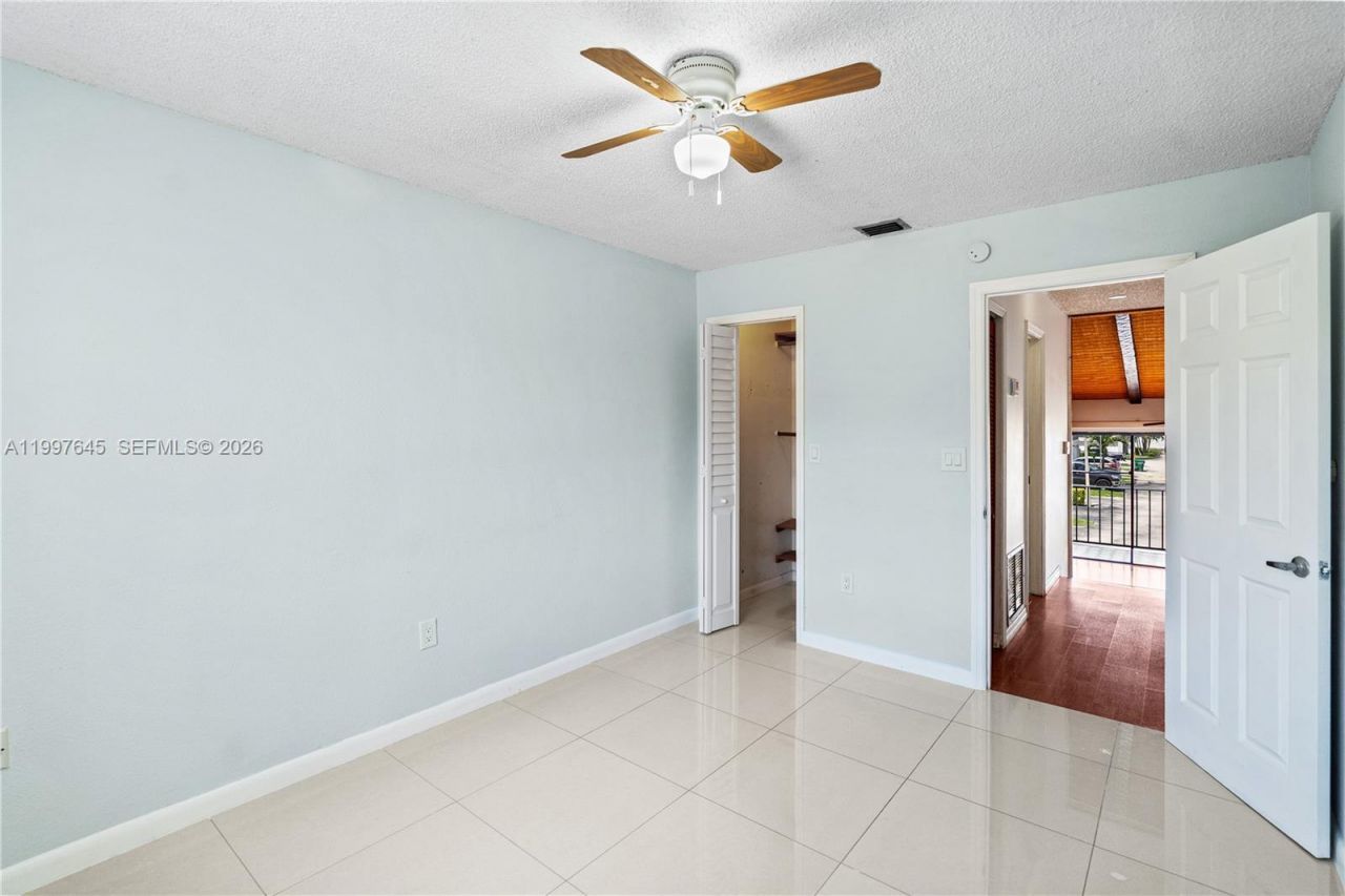 8748 SW 154th Cir Pl, Unit 6N, Miami, FL 33193 Photo