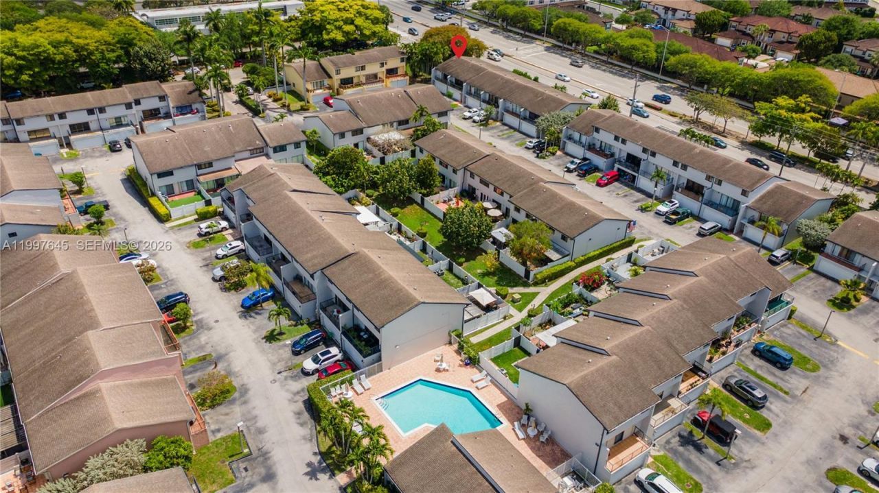 8748 SW 154th Cir Pl, Unit 6N, Miami, FL 33193 Photo