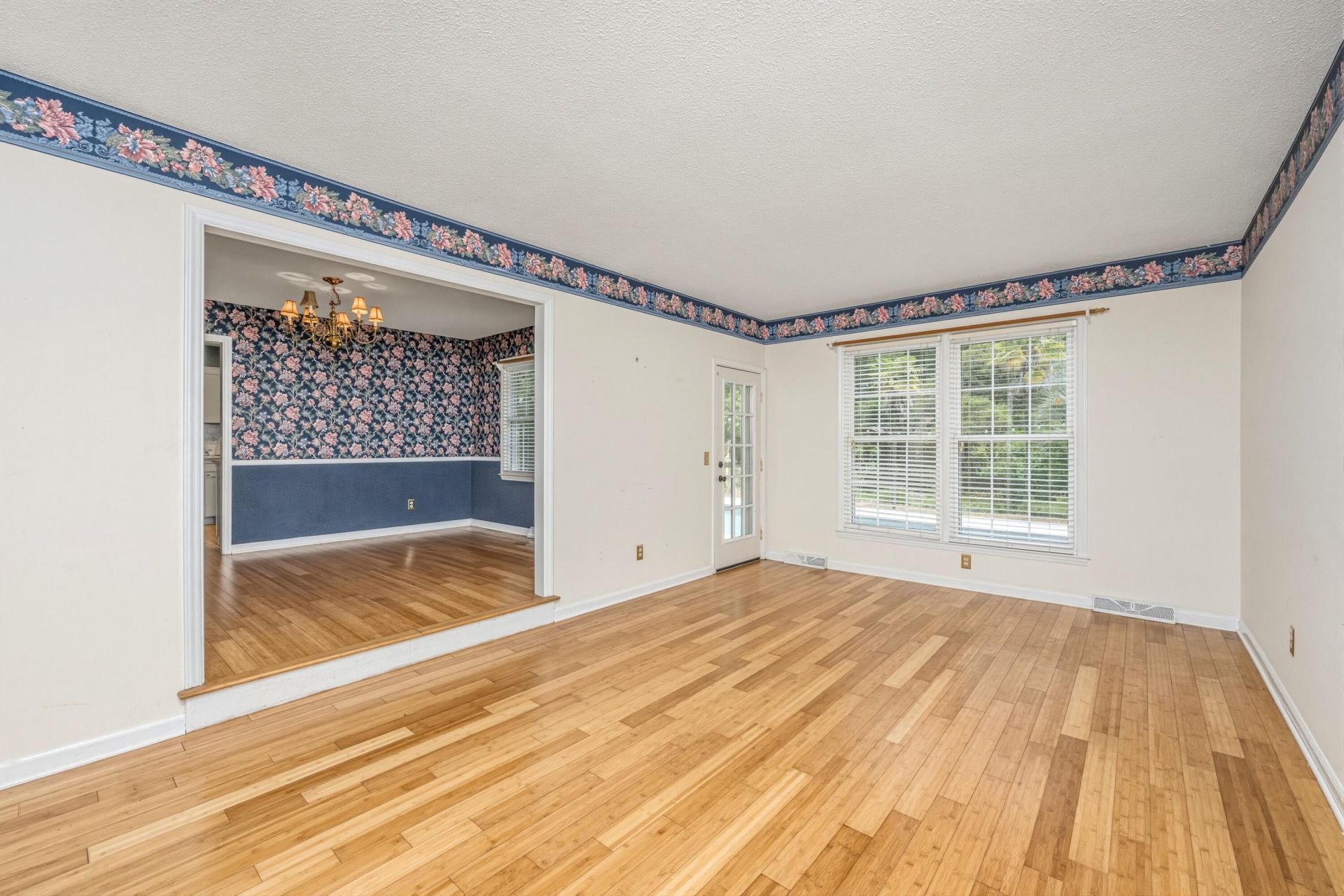 1059 S Shem Drive Photo 12