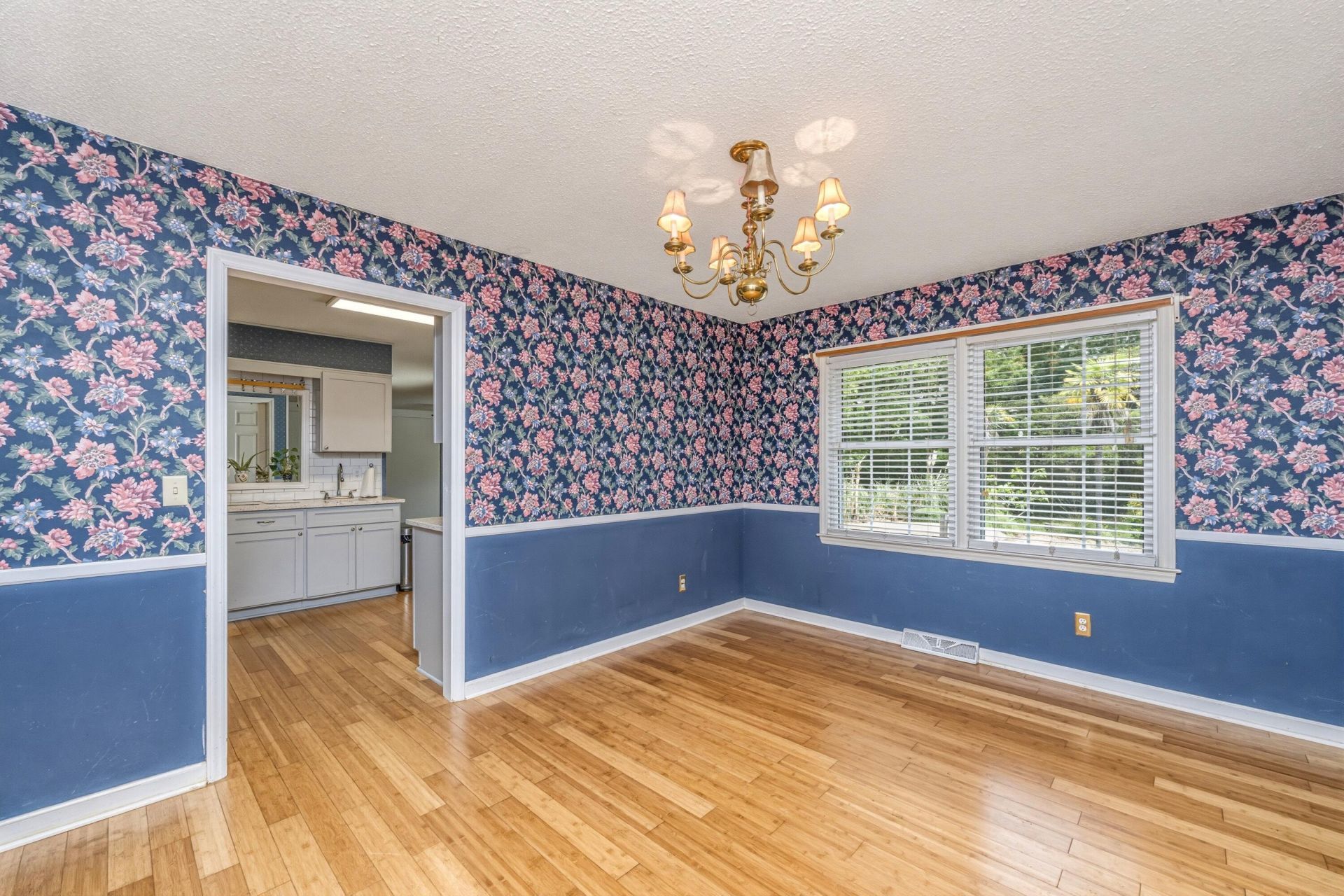 1059 S Shem Drive Photo 14