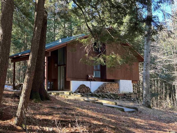 290 Village Lane, West Windsor, VT 05037