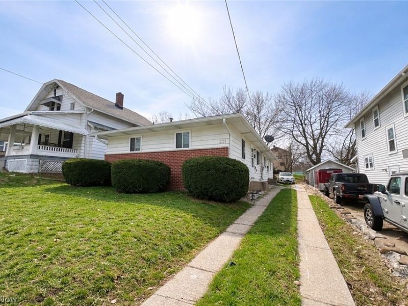 2566 & 2568 Albrecht Avenue, Akron, OH 44312 Photo 1
