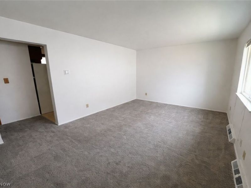 2566 & 2568 Albrecht Avenue, Akron, OH 44312 Photo 17