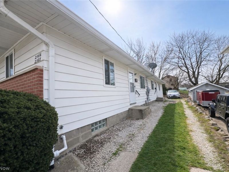 2566 & 2568 Albrecht Avenue, Akron, OH 44312 Photo 2
