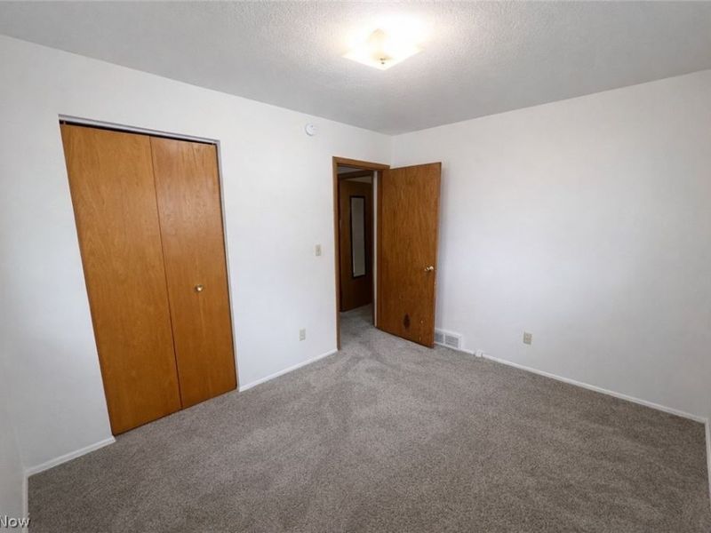 2566 & 2568 Albrecht Avenue, Akron, OH 44312 Photo 21