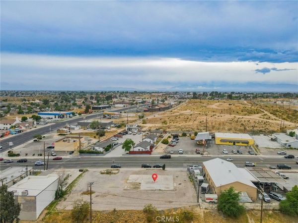 16650 Mojave Dr, Victorville, CA 92395