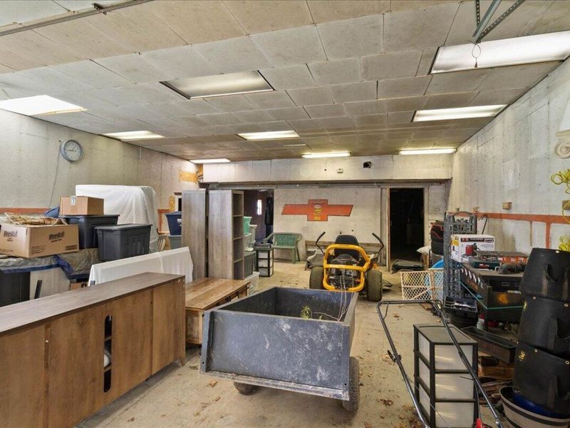 2821 Dayton Springfield Road, Springfield, OH 45506 Photo 42