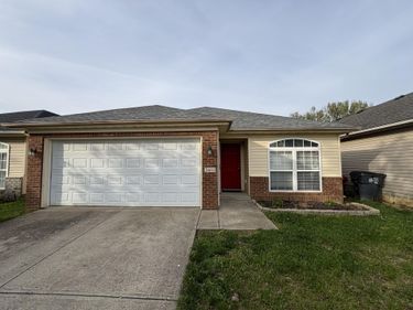 2601 Buck Lane, Lexington, KY 40511