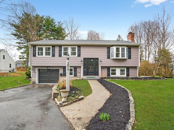 296 Chace St, Clinton, MA 01510