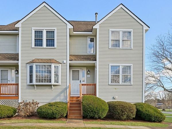 161 Patrick Rd, Unit 161, Tewksbury, MA 01876
