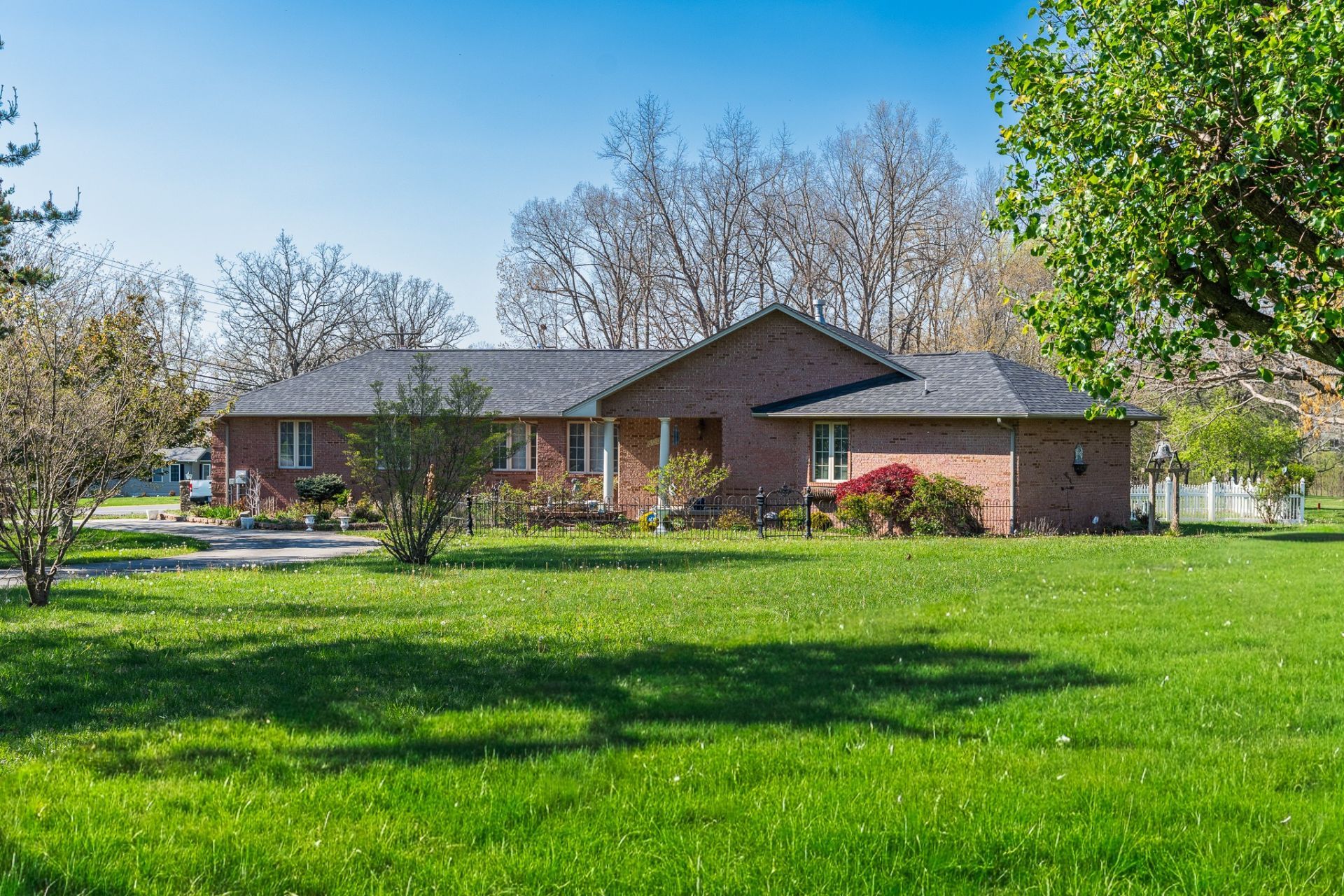 5001 Cheyenne Dr  Crossville, TN 38572