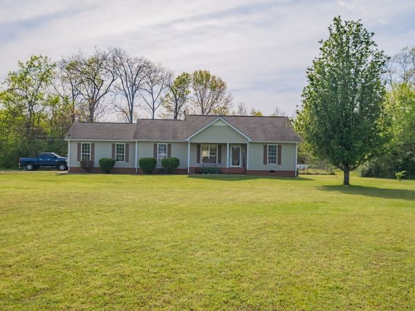 1844 Twin Caves Dr, Lewisburg, TN 37091