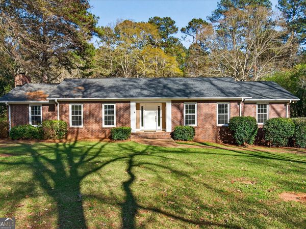 217 Baywood Circle, Lagrange, GA 30240