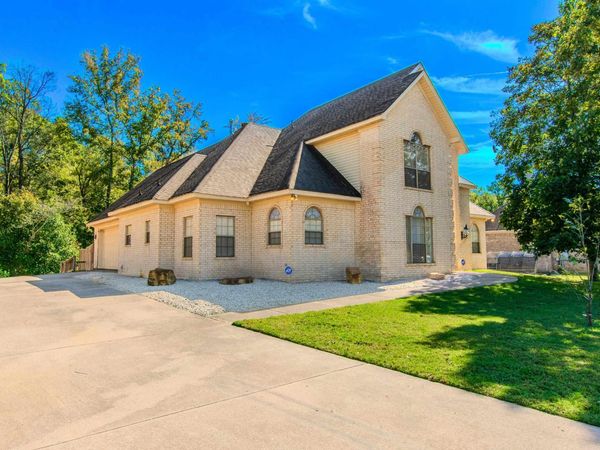 5316 Cypress Drive, Jacksonville, AR 72076