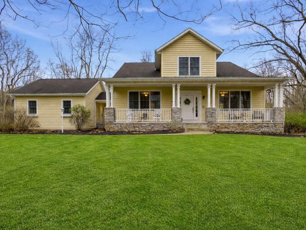 1860 High Meadow N, Niles, MI 49120