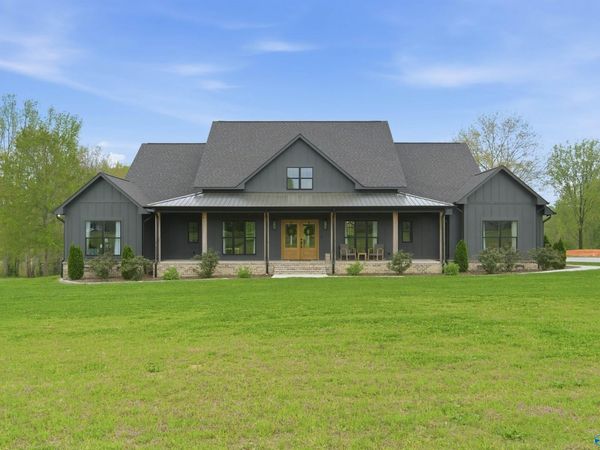 1332 Shoal Creek Trail NE, Arab, AL 35016