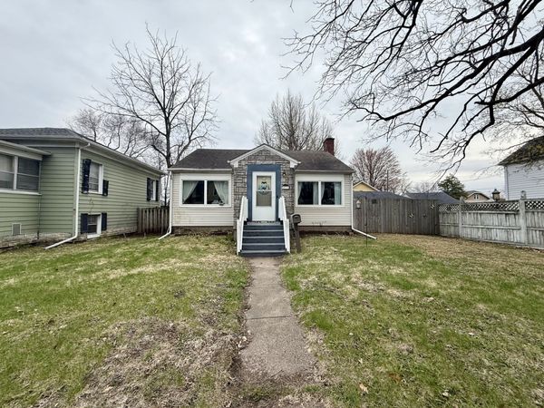 4512 18th Avenue , Rock Island, IL 61201