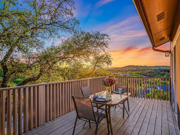 5603 Oakwood CV, Unit 212, Austin, TX 78731