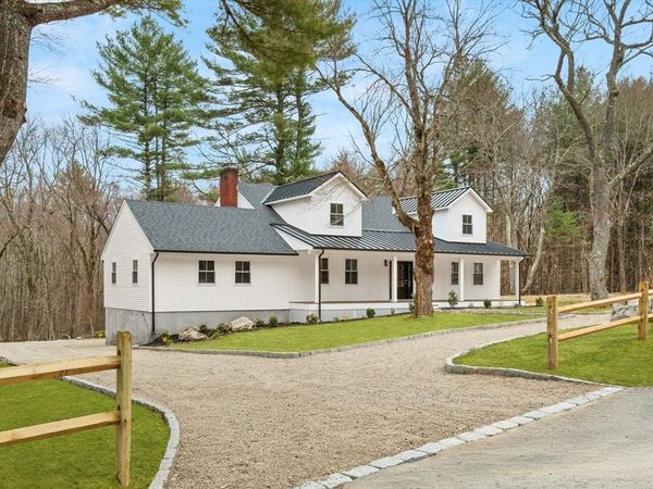 61 Meadowbrook Road, Carlisle, MA 01741