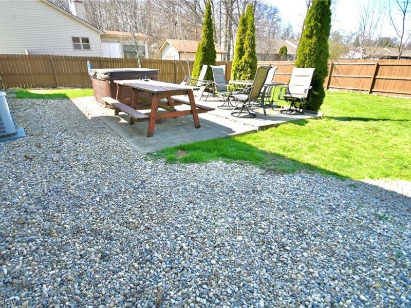 4942 Signature Circle, Austintown, OH 44515 Photo 5