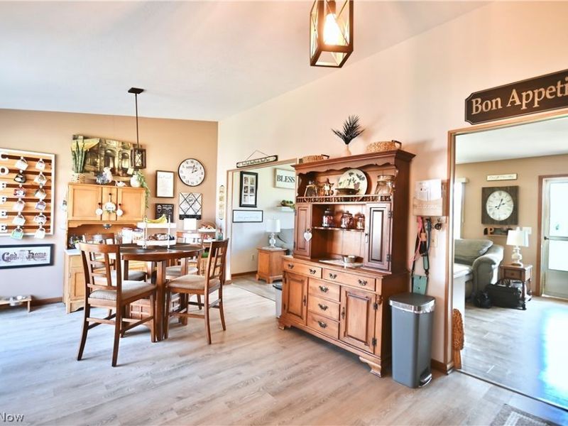 4942 Signature Circle, Austintown, OH 44515 Photo 8