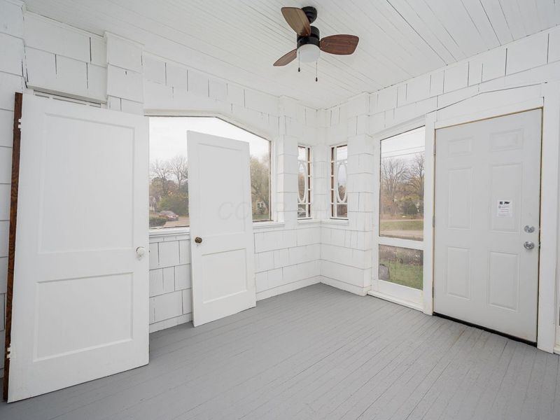 2263-2265 Leonard Avenue, Columbus, OH 43219 Photo 14